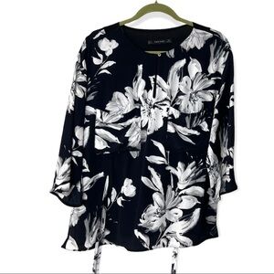 Zara Basic Black and White Floral Top. Size Large